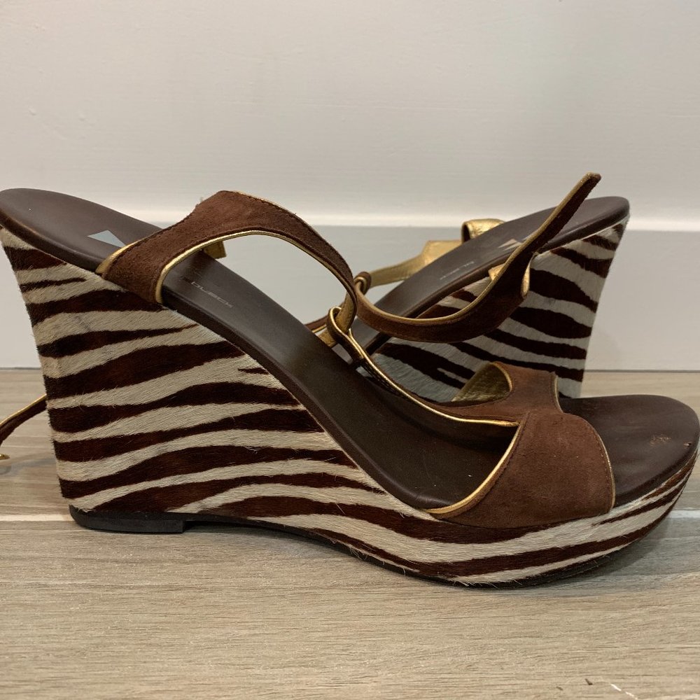 DaniBlack Brown & Gold Animal Print Platform Wedges 10M